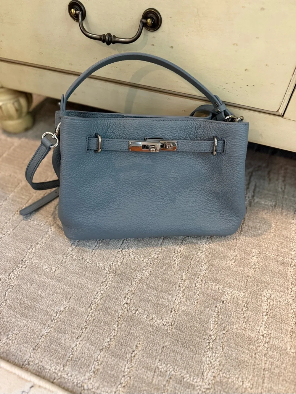Elegant Blue Leather Top-Handle Satchel